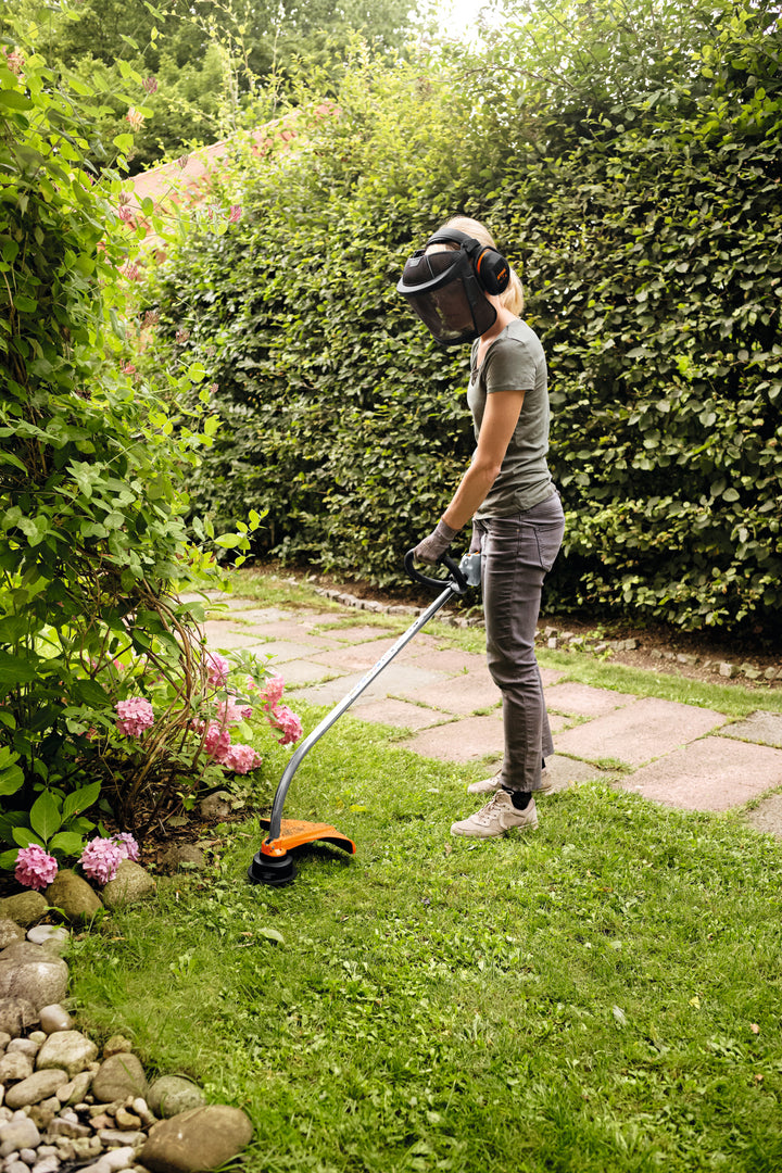 Stihl FS 38 petrol grass trimmer