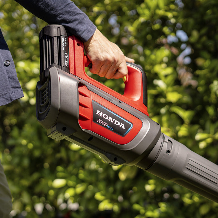 Honda 36V cordless leaf blower