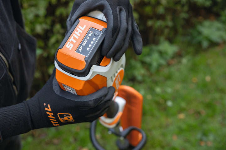 STIHL AP 300 S Battery in use