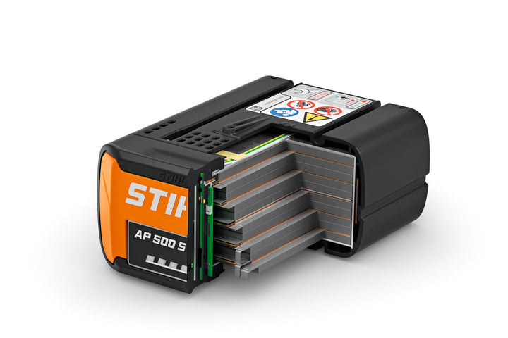 STIHL AP 500 S Battery in use