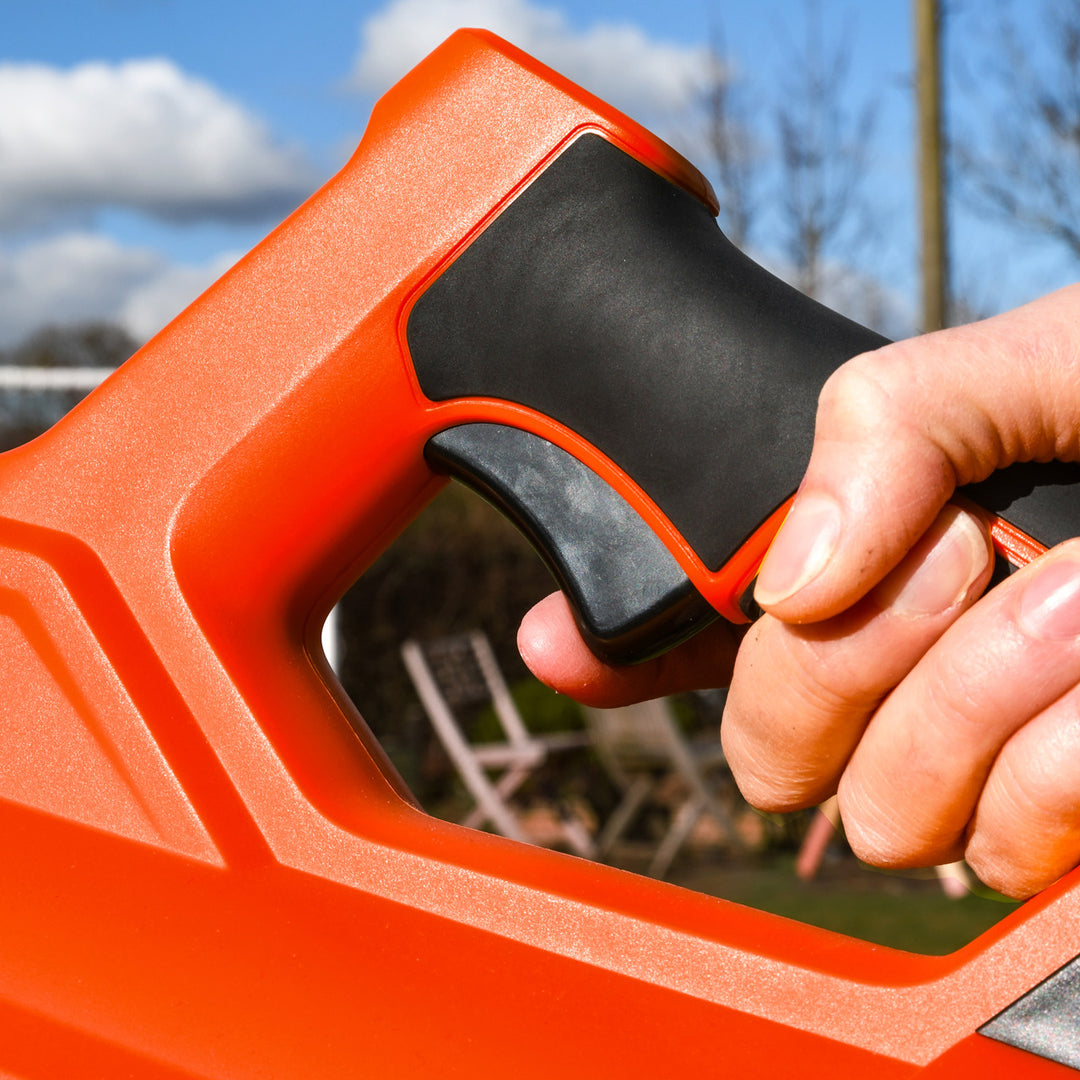 Cobra LB45024V leaf blower in use