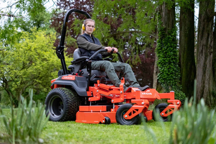 Ariens Zenith 60R 152cm (60") Rear-Discharge Zero-Turn Mower - Zero Turn Ride-on Mowers - Country Mower Centre