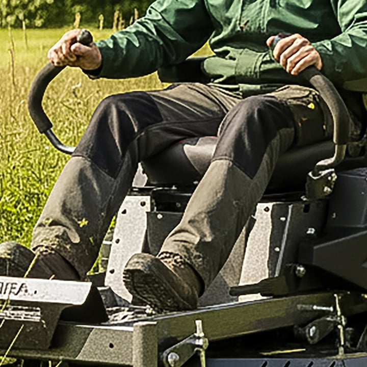 Cobra ZTR42L 42" Zero-Turn Ride-On Mower - Zero Turn Ride-on Mowers - Country Mower Centre