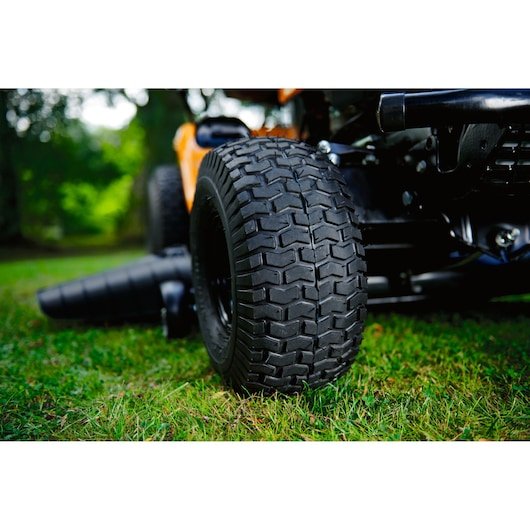 Cub Cadet LT3 PR105 Force Series 105cm 41 Inch Rear Collect Hydrostatic Lawn Tractor - Garden Tractors - Country Mower Centre