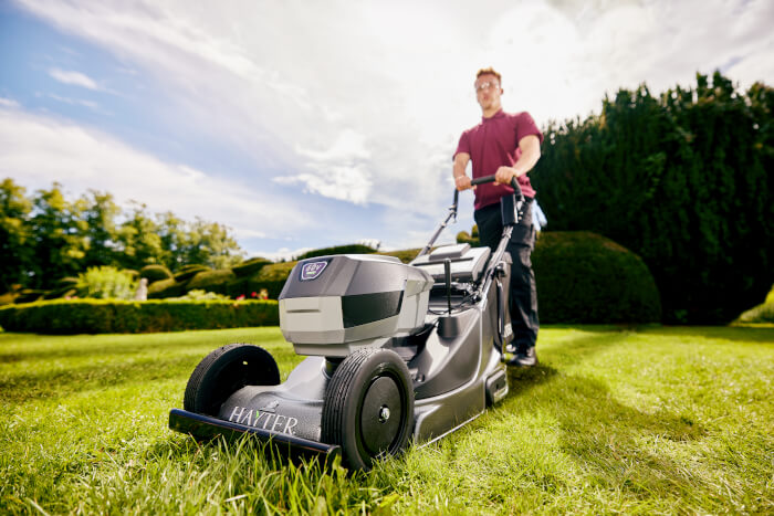 Hayter Harrier 41 Pro Cordless Rear Roller 60V Battery Mower - Lawn Mowers - Country Mower Centre