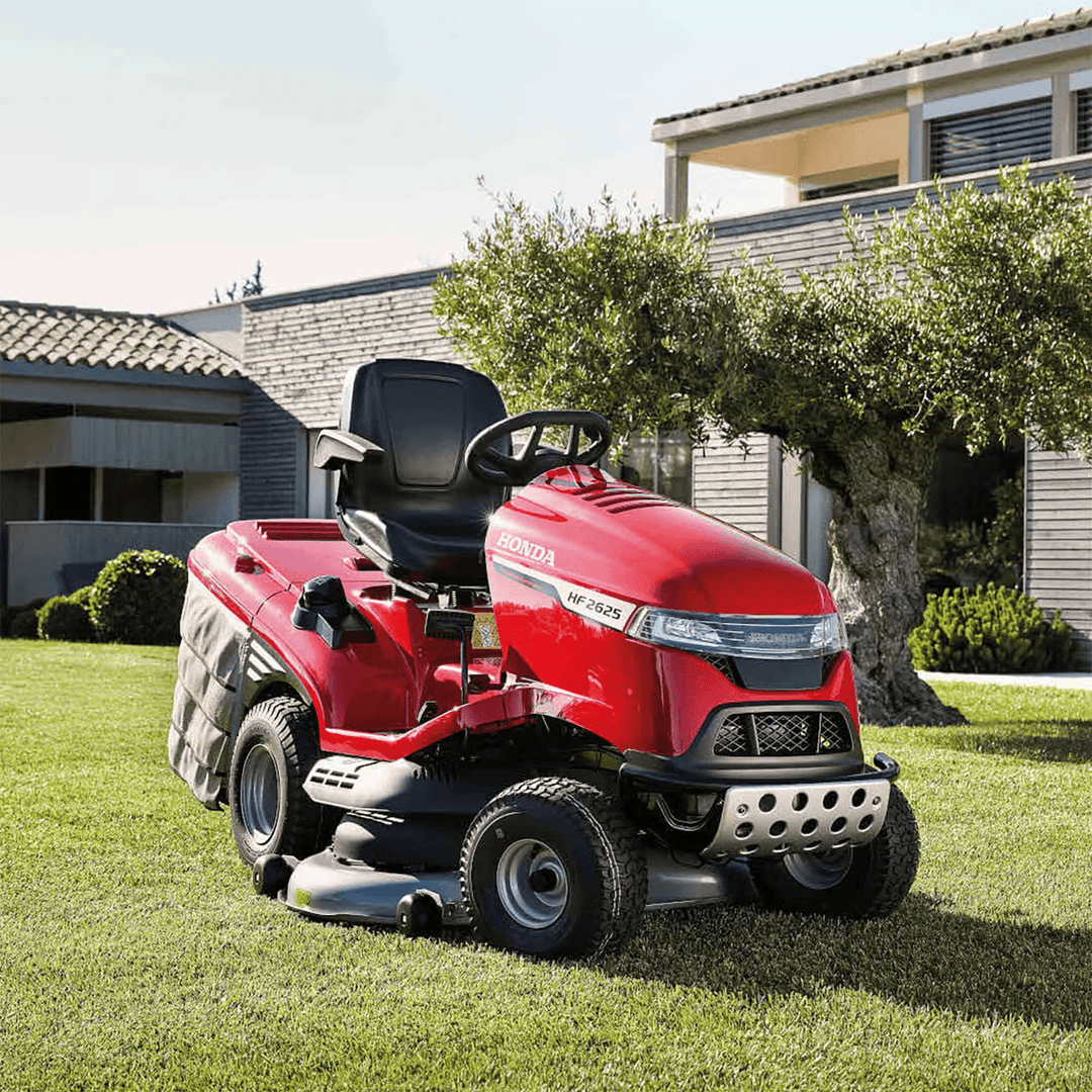 Honda HF 2625 HTE 122cm (48") Premium Lawn Tractor with Versamow Mulching and Electric Empty - Garden Tractors - Country Mower Centre