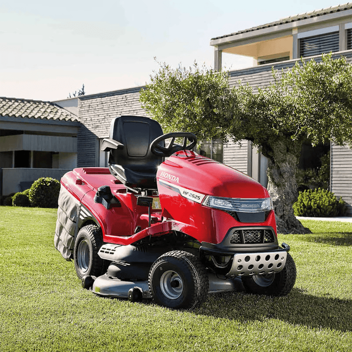 Honda HF 2625 HTE 122cm (48") Premium Lawn Tractor with Versamow Mulching and Electric Empty - Garden Tractors - Country Mower Centre