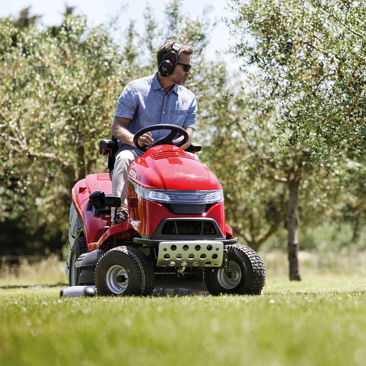 Honda HF 2625 HTE 122cm (48") Premium Lawn Tractor with Versamow Mulching and Electric Empty - Garden Tractors - Country Mower Centre