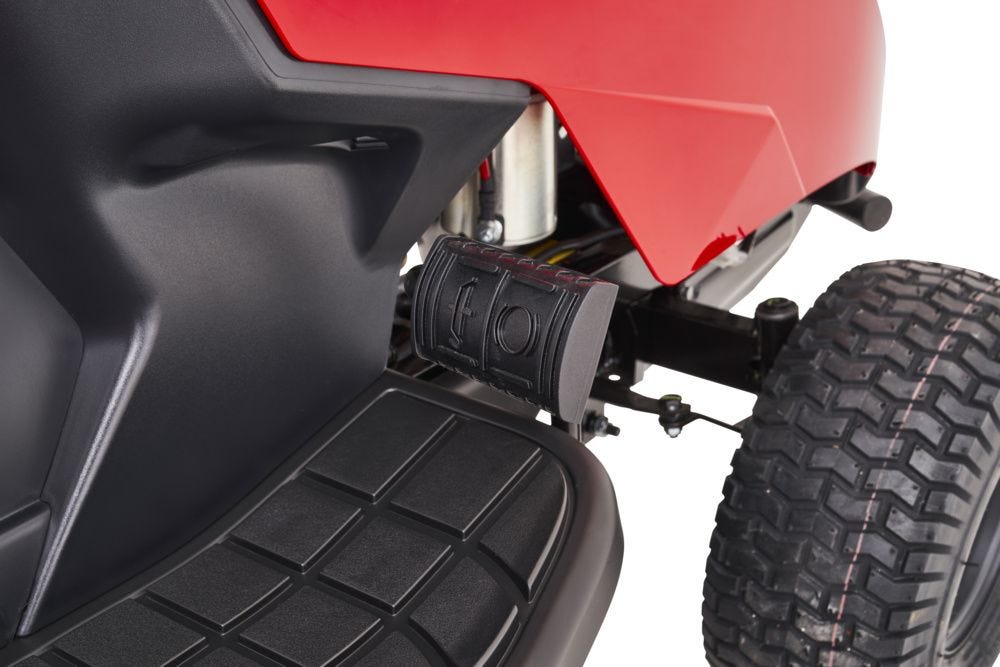 Mountfield 1538M SD 98cm (38") 5 Speed Side Discharge Lawn Tractor - Garden Tractors - Country Mower Centre