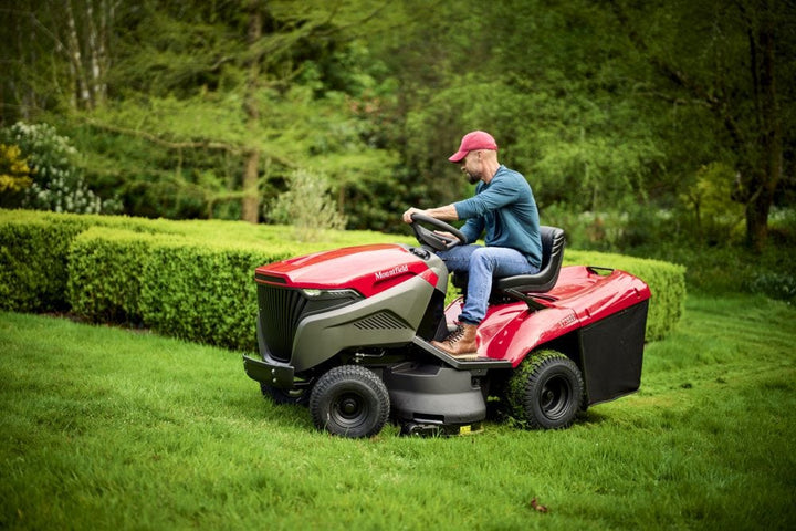 Mountfield 1738H 98cm (38") Hydrostatic Rear Collect Lawn Tractor - Garden Tractors - Country Mower Centre