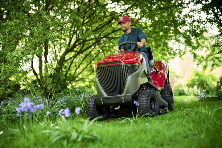 Mountfield 1738H 98cm (38") Hydrostatic Rear Collect Lawn Tractor - Garden Tractors - Country Mower Centre
