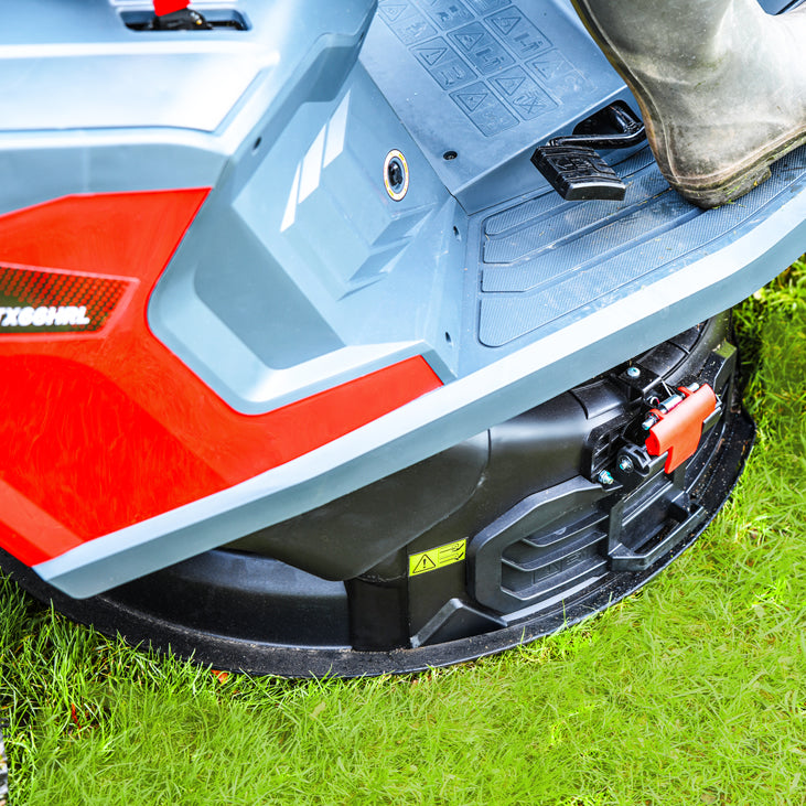 Cobra LTX66HRL mulch and side discharge deck