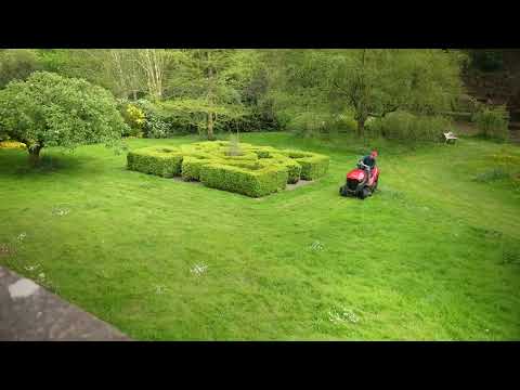 Mountfield 1738H 98cm (38") Hydrostatic Rear Collect Lawn Tractor