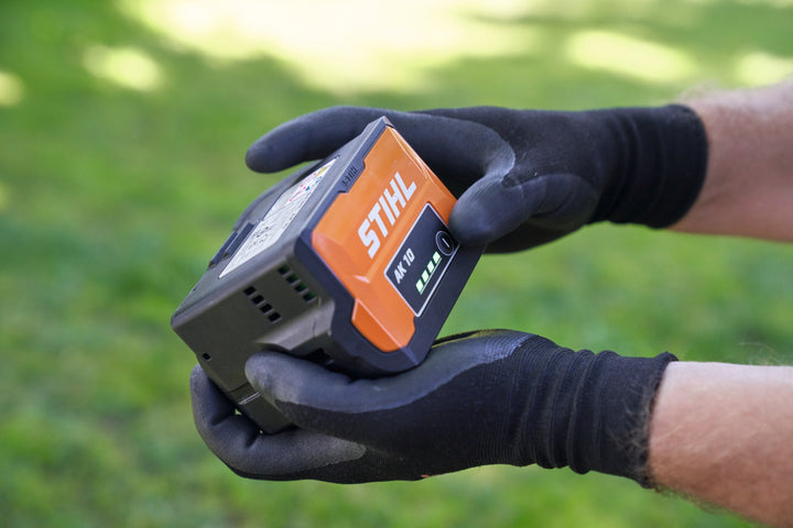 STIHL AK 10 Battery - Batteries &amp; Chargers - Country Mower Centre