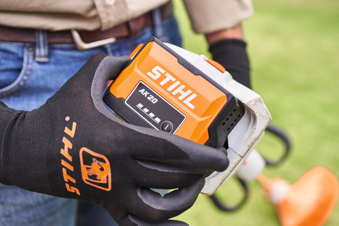 STIHL AK 20 Battery - Batteries &amp; Chargers - Country Mower Centre