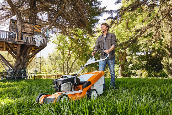 Stihl RM 655 VS 53cm (21") Petrol Self-Propelled Lawn Mower with BBC - Lawn Mowers - Country Mower Centre