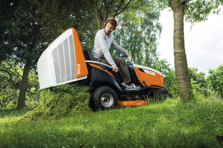 Stihl RT6112ZL 109cm (43") Hydrostatic Direct Collect Lawn Tractor - Garden Tractors - Country Mower Centre