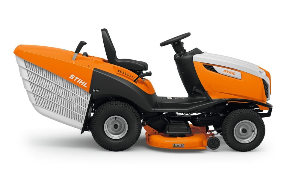 Stihl RT6112ZL 109cm (43") Hydrostatic Direct Collect Lawn Tractor - Garden Tractors - Country Mower Centre
