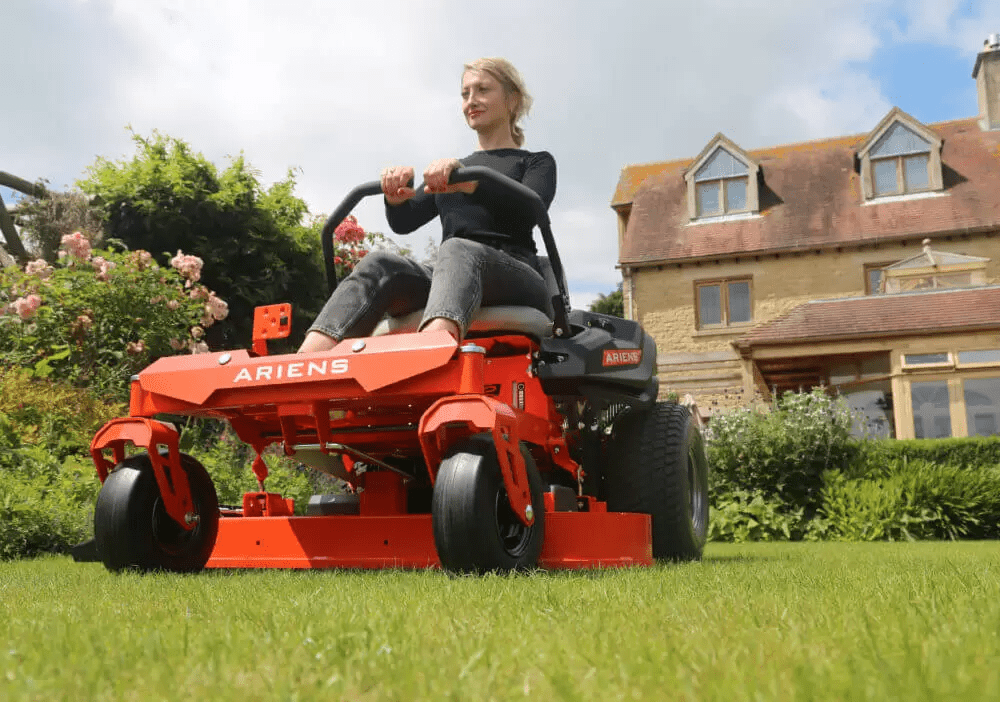 Ariens Edge 107cm (42") Zero Turn Lawn Tractor - Zero Turn Ride - on Mowers - Country Mower Centre