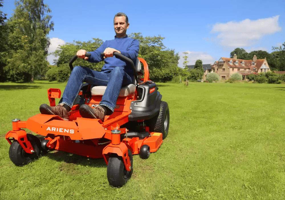 Ariens Ikon X 107cm (42") Zero turn Lawn Tractor - Zero Turn Ride - on Mowers - Country Mower Centre
