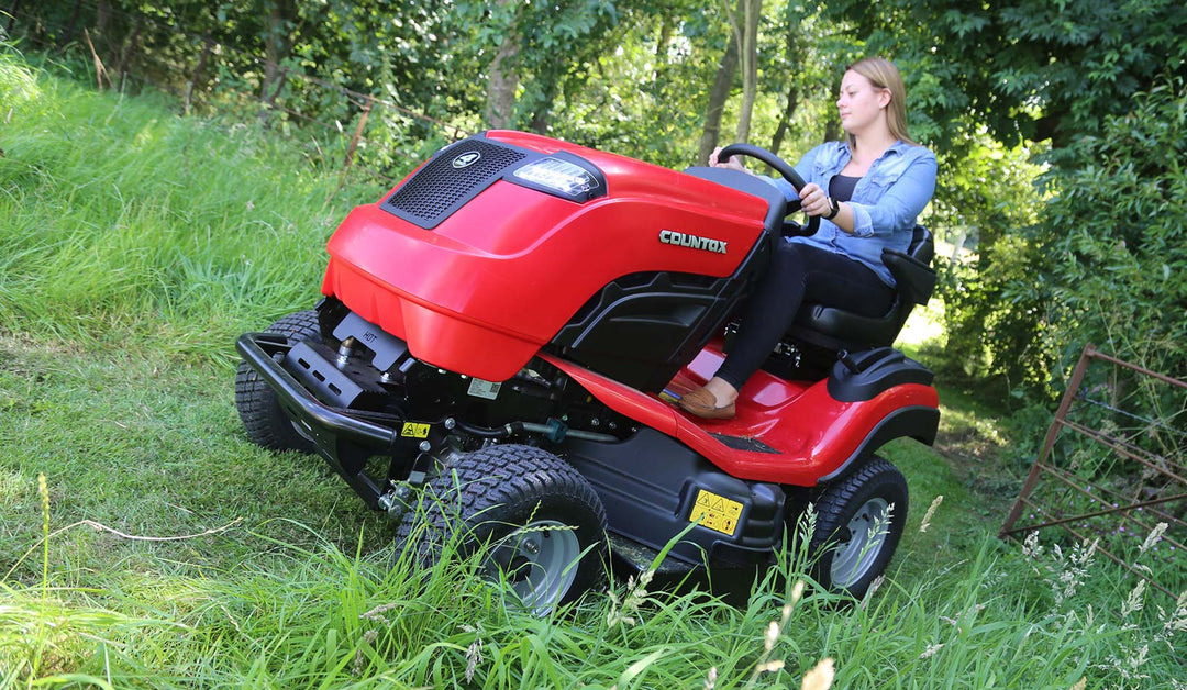 Countax B65 4TRAC 42 Inch XRD Deck with Powered Grass Collector - Garden Tractors - Country Mower Centre